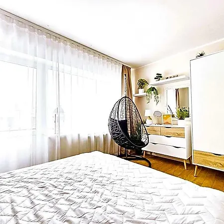 Cofy Rentals, A/c, Free Parking, Online Check-in! 3*